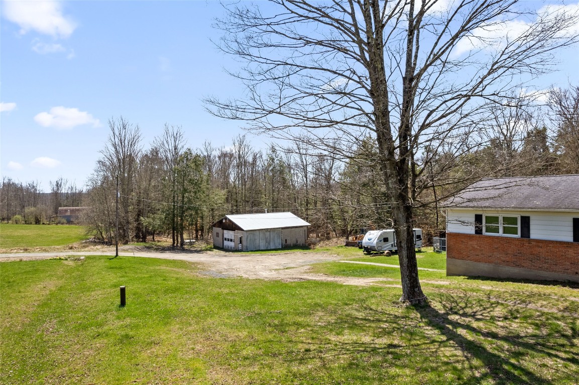 1571 Youngs Road Rome, PA 18837 - Photo 5 of 29