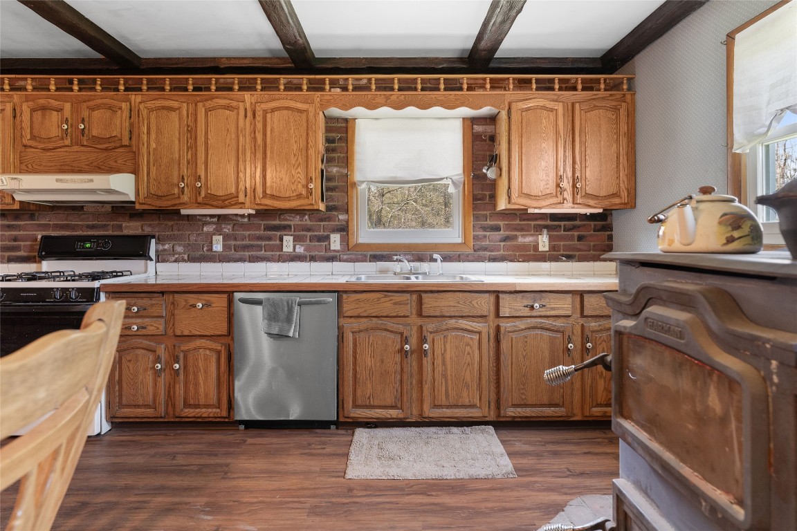 1571 Youngs Road Rome, PA 18837 - Photo 6 of 29