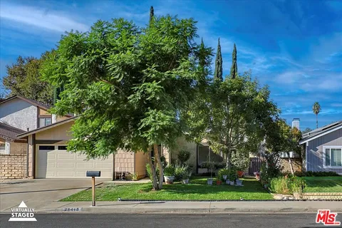 $849,000 | 25415 Vía Labrada, Valencia, CA 91355