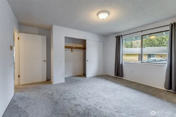 $290,000 | 3300 Carpenter Road Southeast, Unit 96, Lacey, WA 98503