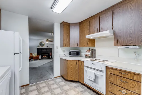 $290,000 | 3300 Carpenter Road Southeast, Unit 96, Lacey, WA 98503