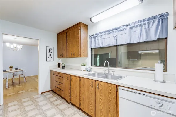 $290,000 | 3300 Carpenter Road Southeast, Unit 96, Lacey, WA 98503