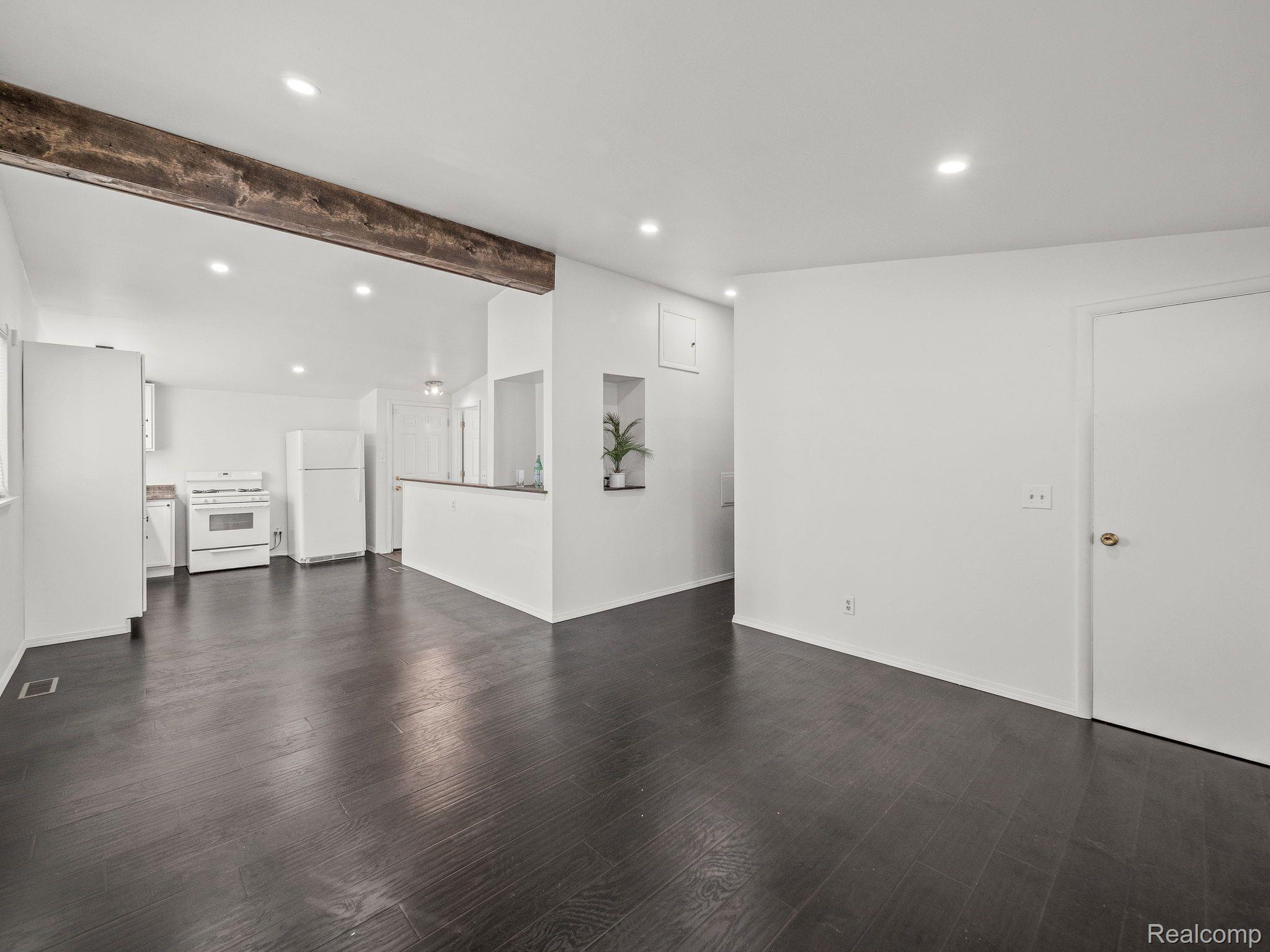 29701 Judith Street Inkster, MI 48141 - Photo 10 of 31 Gallery Image 10