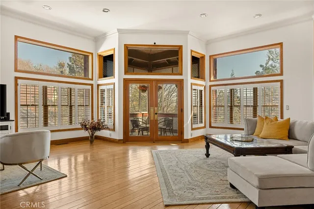 $881,000 | 971 Grass Valley Road, Lake Arrowhead, CA 92352