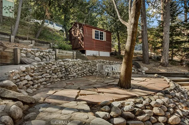 $881,000 | 971 Grass Valley Road, Lake Arrowhead, CA 92352