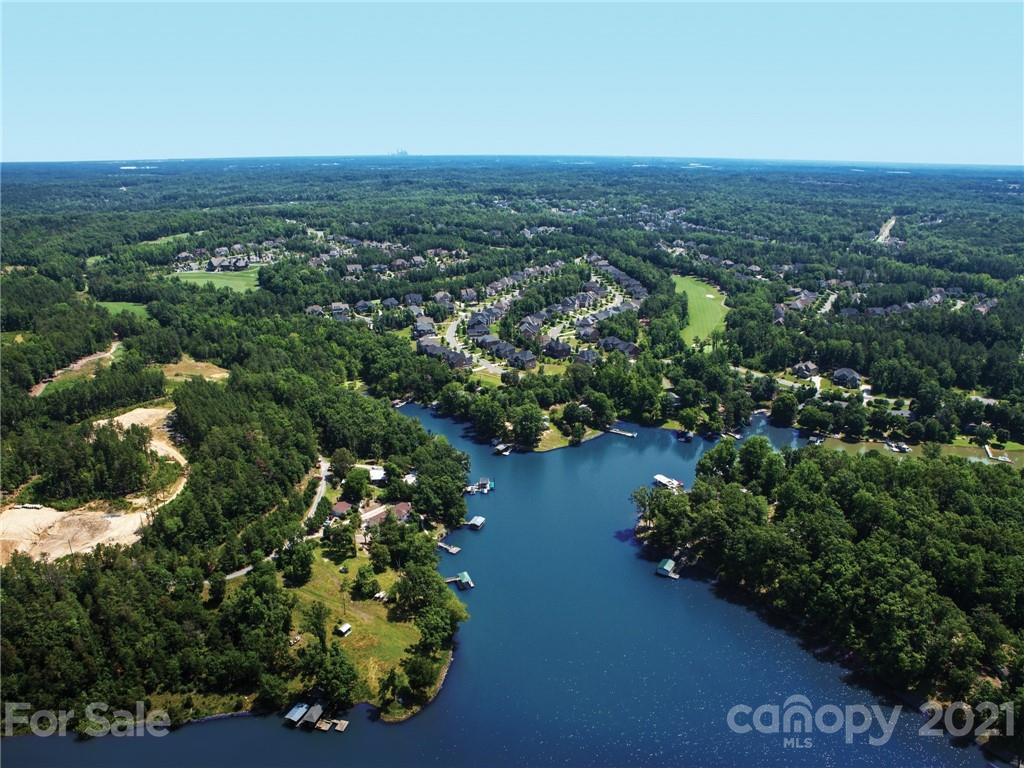 17411 Snug Harbor Road, Unit PL13 Charlotte, NC 28278 - Photo 2 of 7 Gallery Image 2