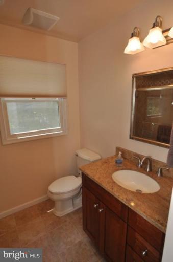 10033 Lawyers Road Vienna, VA 22181 - Photo 9 of 30 Bath #2