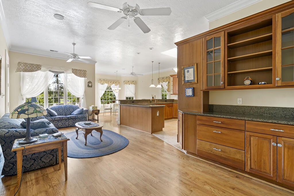 346 Compass Point Ninety Six, SC 29666 - Photo 6 of 39 Gallery Image 6