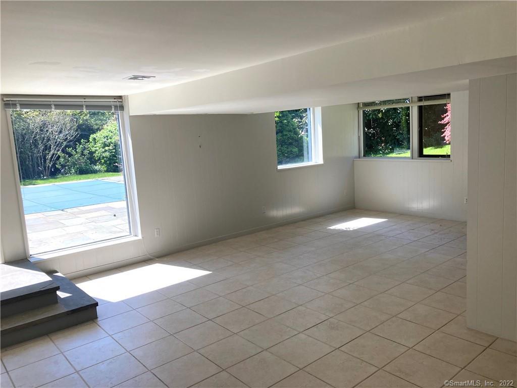 5 Longview Road Westport, CT 06880 - Photo 31 of 36 a view of an empty room with a window