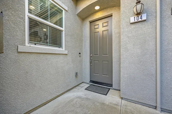 $524,999 | 104 Rodin Lane, Folsom, CA 95630