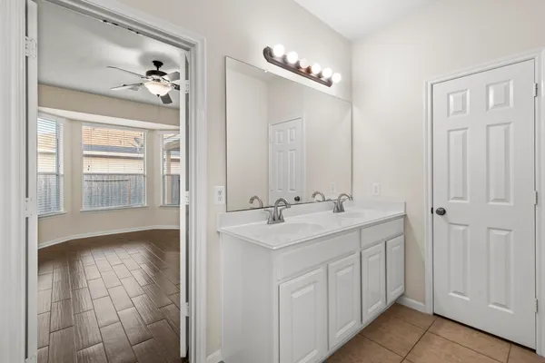 $2,300 | 16710 Jelly Park Stone Drive, Cypress, TX 77429
