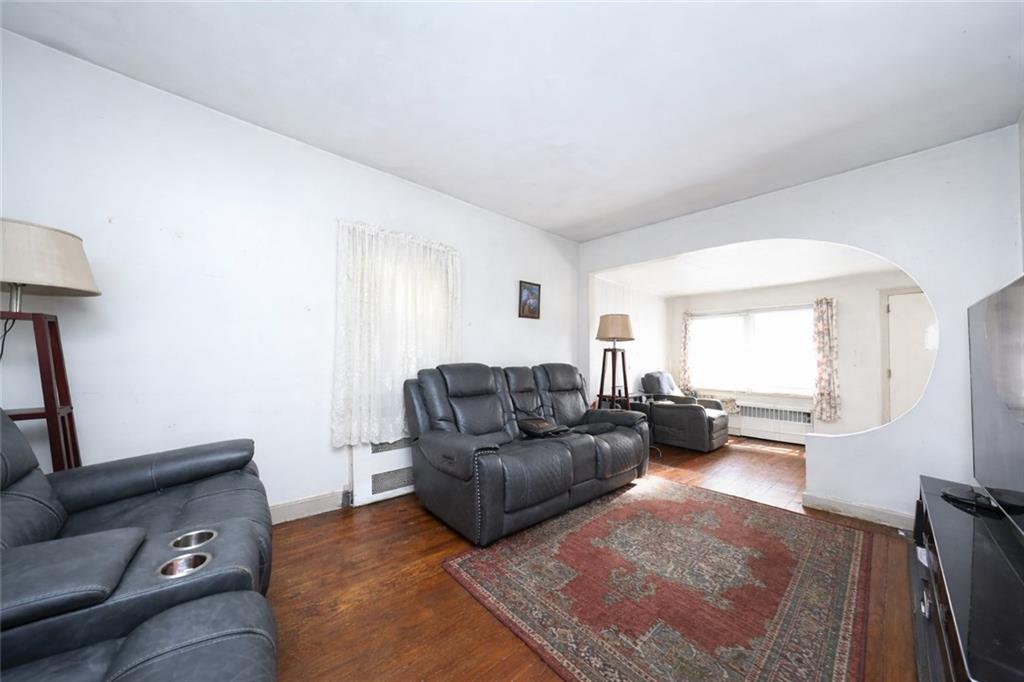 1425 Remsen Avenue Brooklyn, NY 11236 - Photo 5 of 25