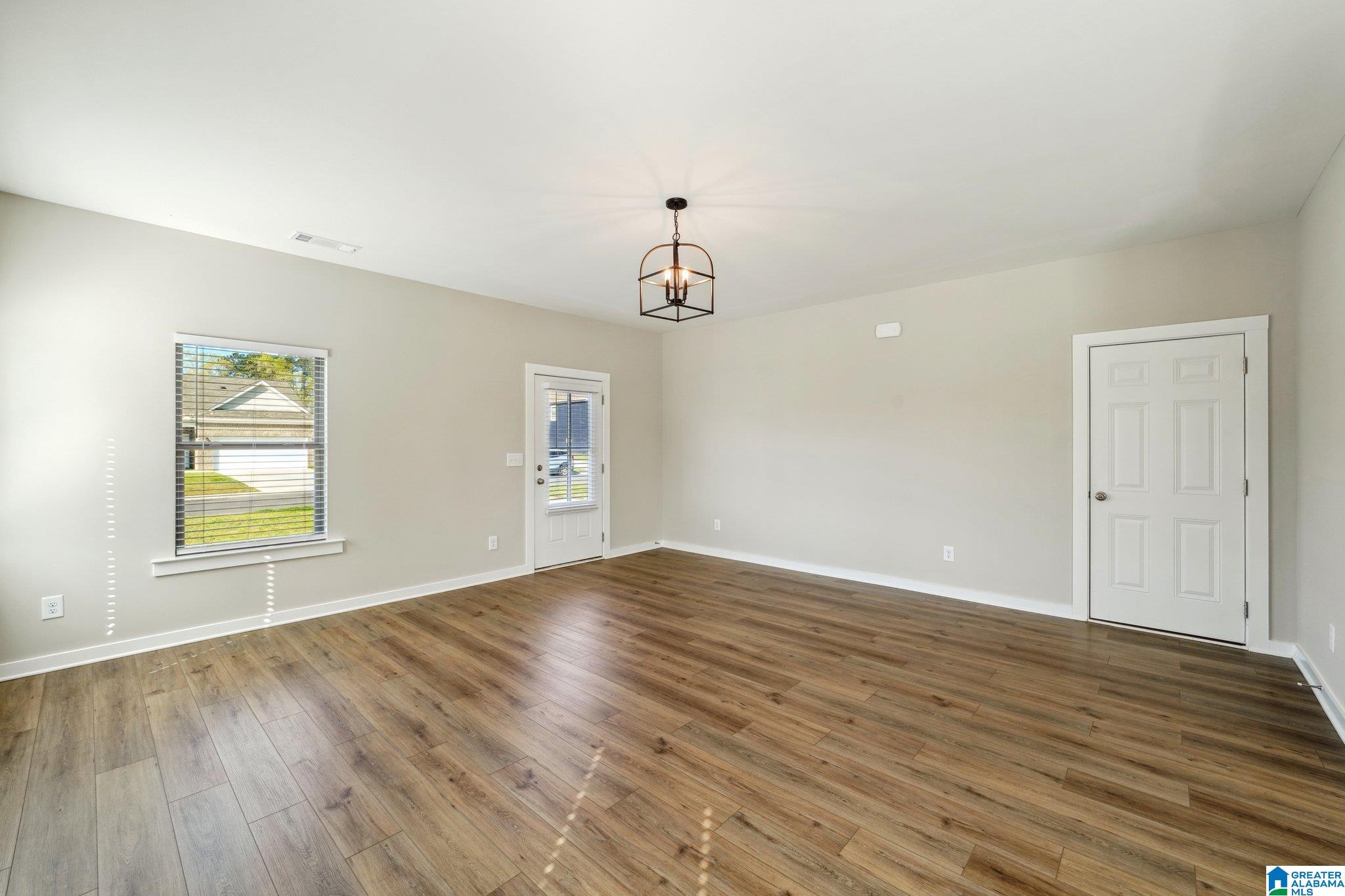 82 Kings Way Jasper, AL 35501 - Photo 4 of 32