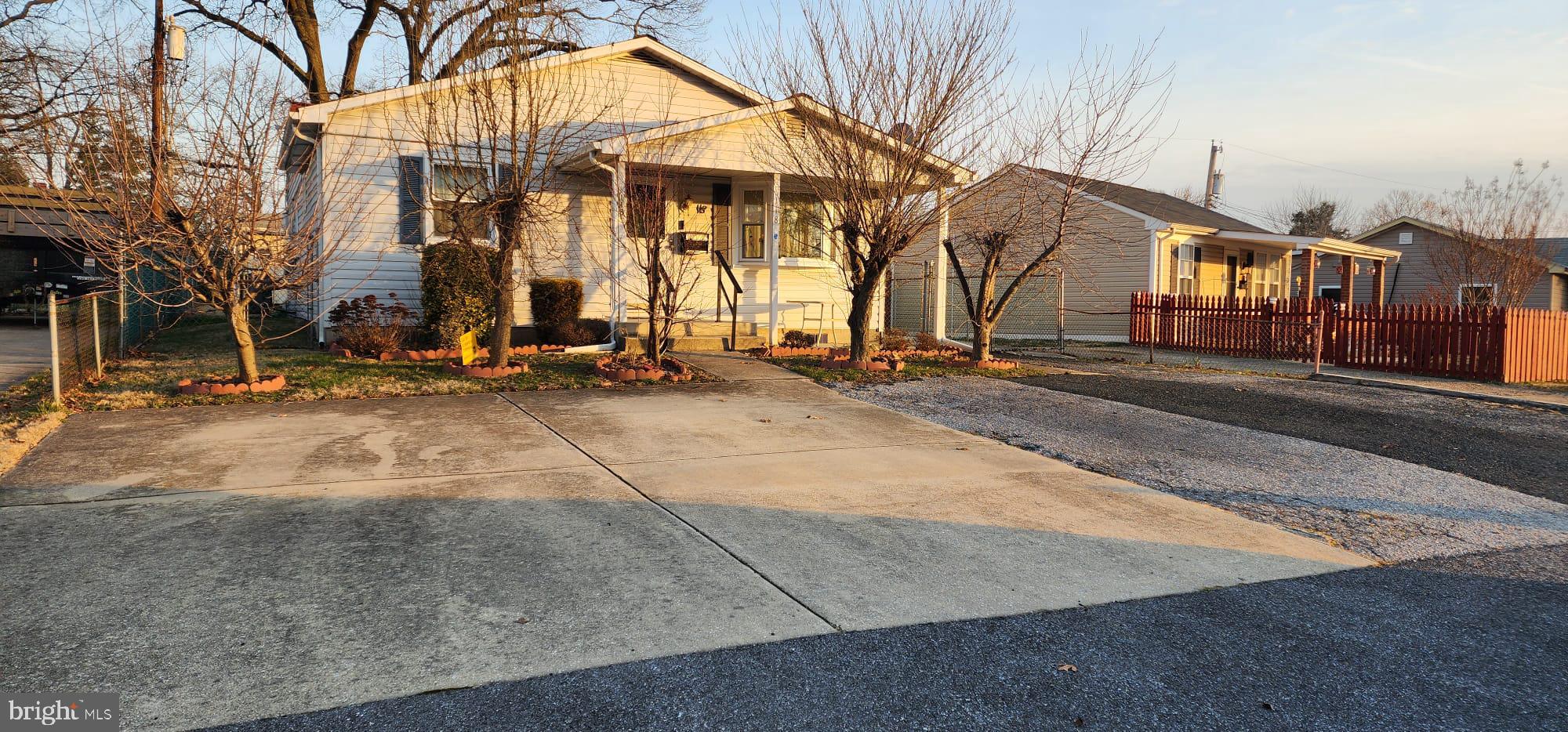 118 Compass Road Middle River, MD 21220 - Photo 4 of 37