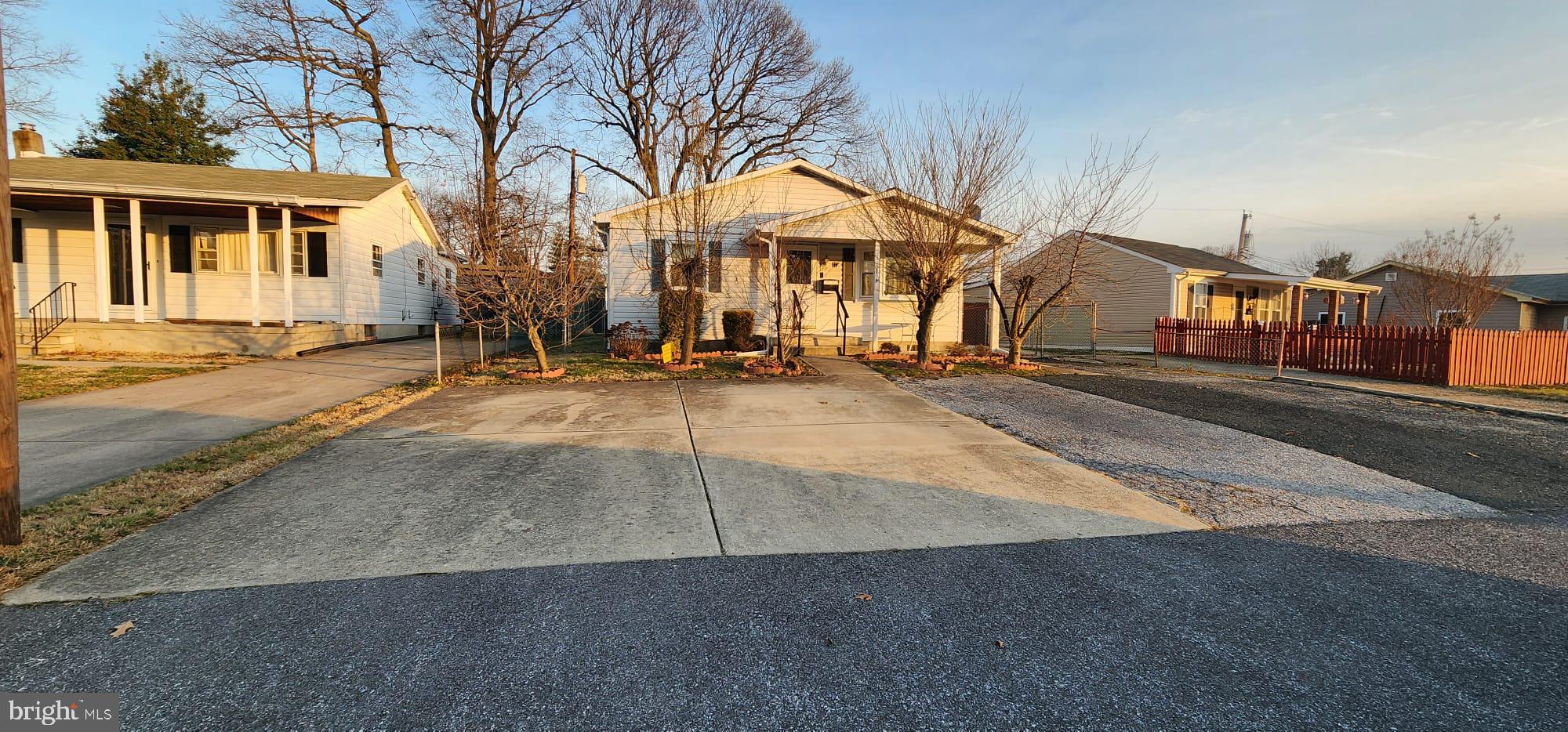 118 Compass Road Middle River, MD 21220 - Photo 5 of 37