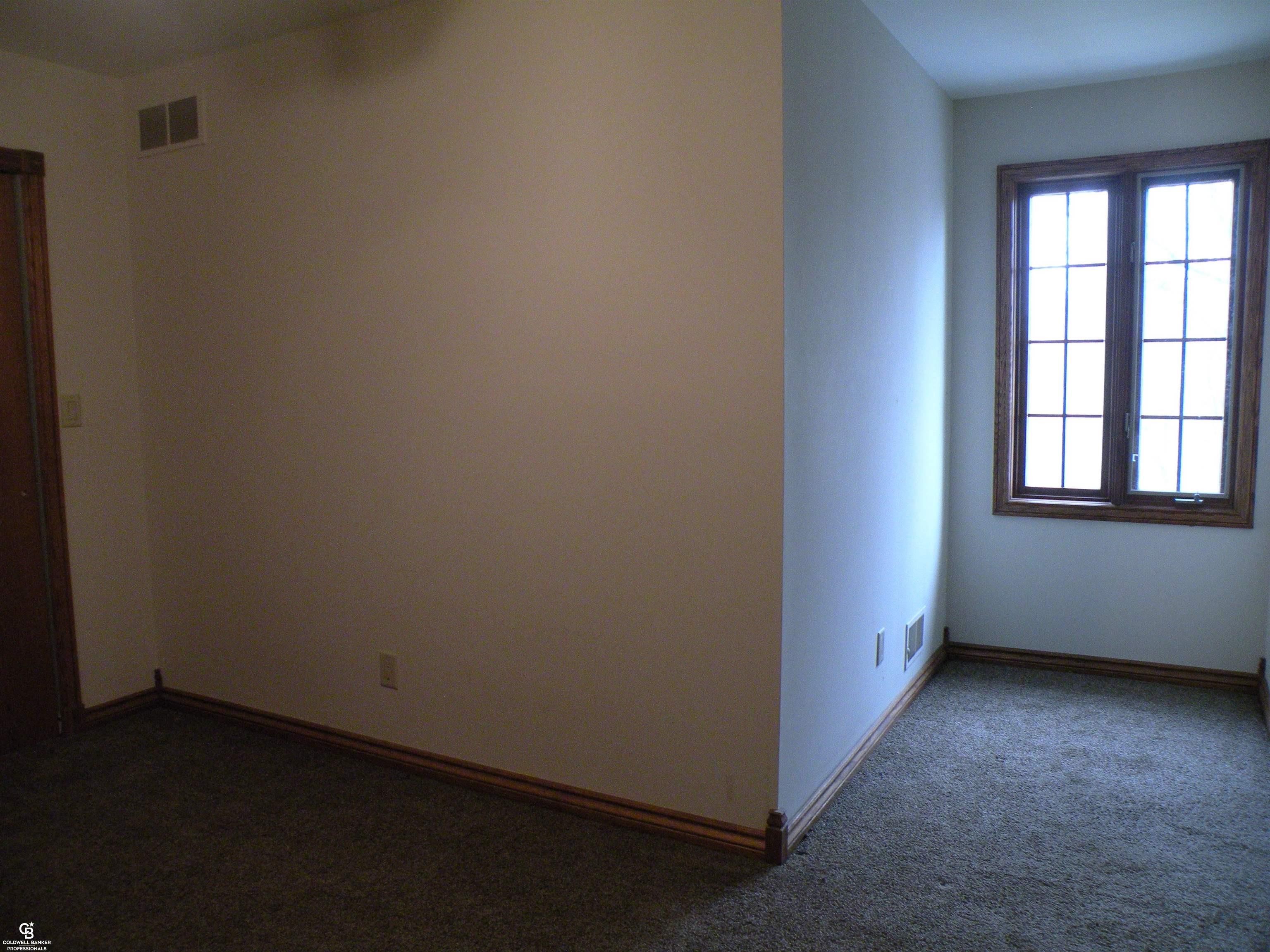 33900 Pratt Road Richmond, MI 48062 - Photo 22 of 47 50105789-21.JPG