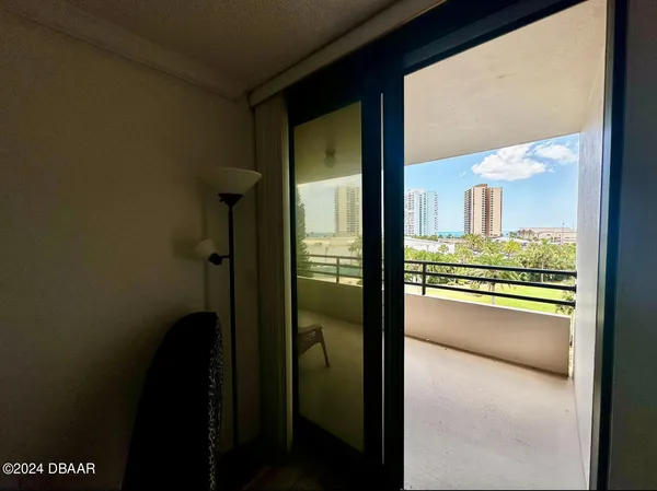 a view of empty room