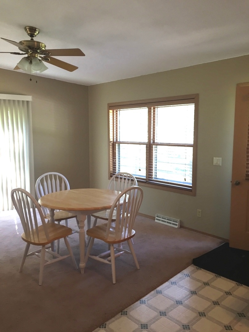 1061 Brewster Road Amboy, IL 61310 - Photo 5 of 28