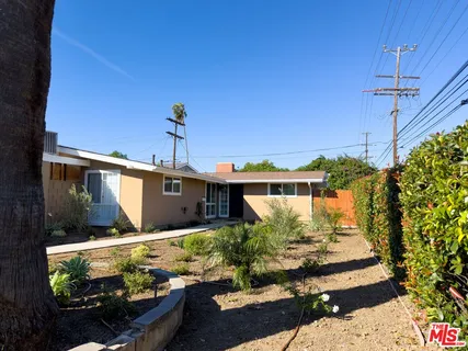 $4,500 | 6763 Lurline Avenue, Winnetka, CA 91306