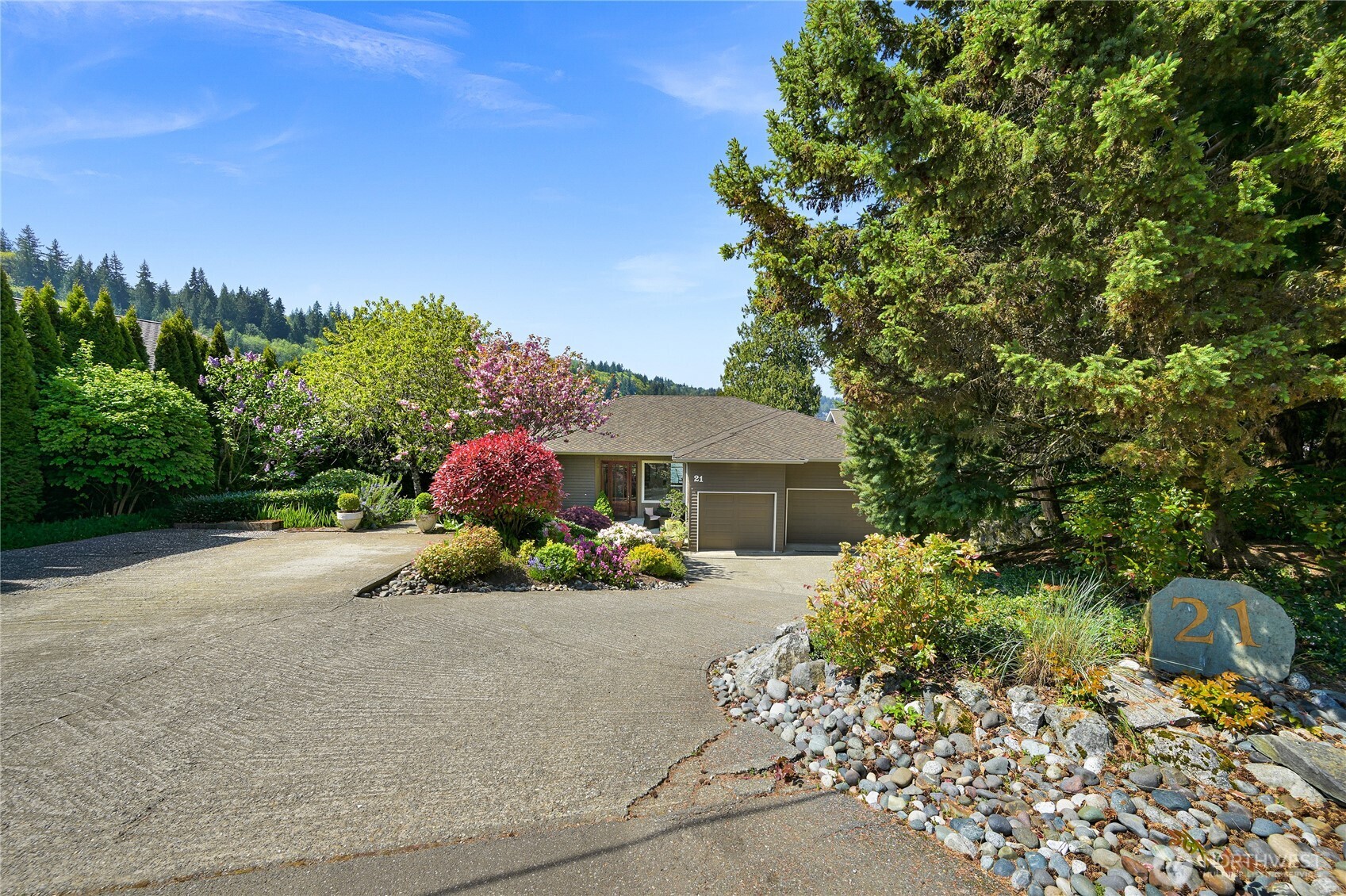 21 Strawberry Point Road Bellingham, WA 98229 - Photo 36 of 40 Gallery Image 36