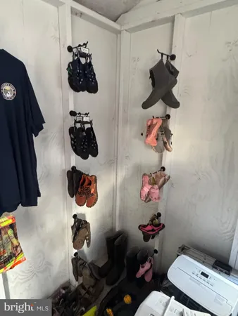 $300,000 | 261 Hicks Drive, Petersburg, WV 26847