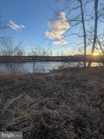 $300,000 | 261 Hicks Drive, Petersburg, WV 26847