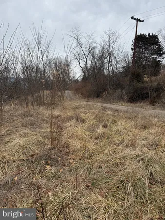 $300,000 | 261 Hicks Drive, Petersburg, WV 26847