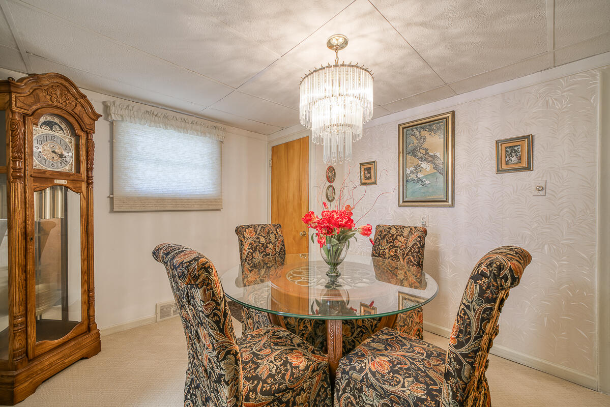 26160 Princeton Street Inkster, MI 48141 - Photo 8 of 13 dining room
