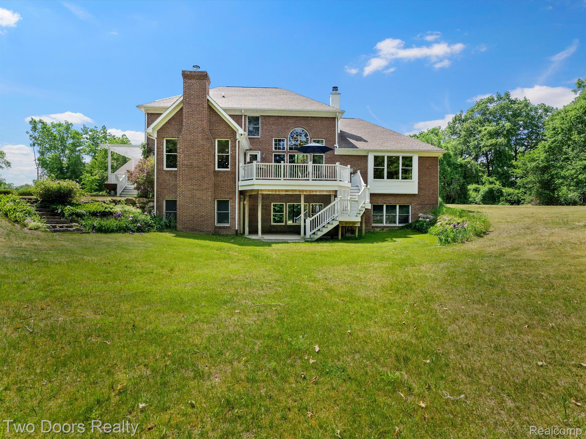 4060 Lake George Road Leonard, MI 48367 - Photo 9 of 86 Huge yard to play in