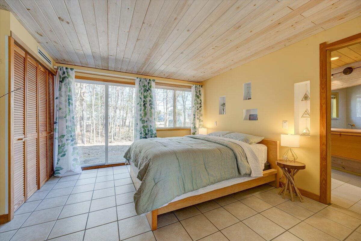 88 Sawyer Road Scarborough, ME 04074 - Photo 10 of 31 04-03-27-23 88 Sawyer-4