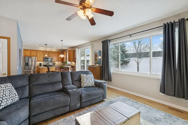 $549,900 | 14280 Bayberry Trail, Rosemount, MN 55068