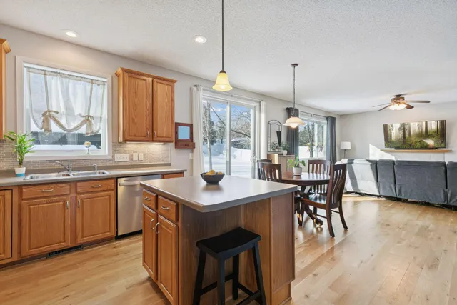 $549,900 | 14280 Bayberry Trail, Rosemount, MN 55068