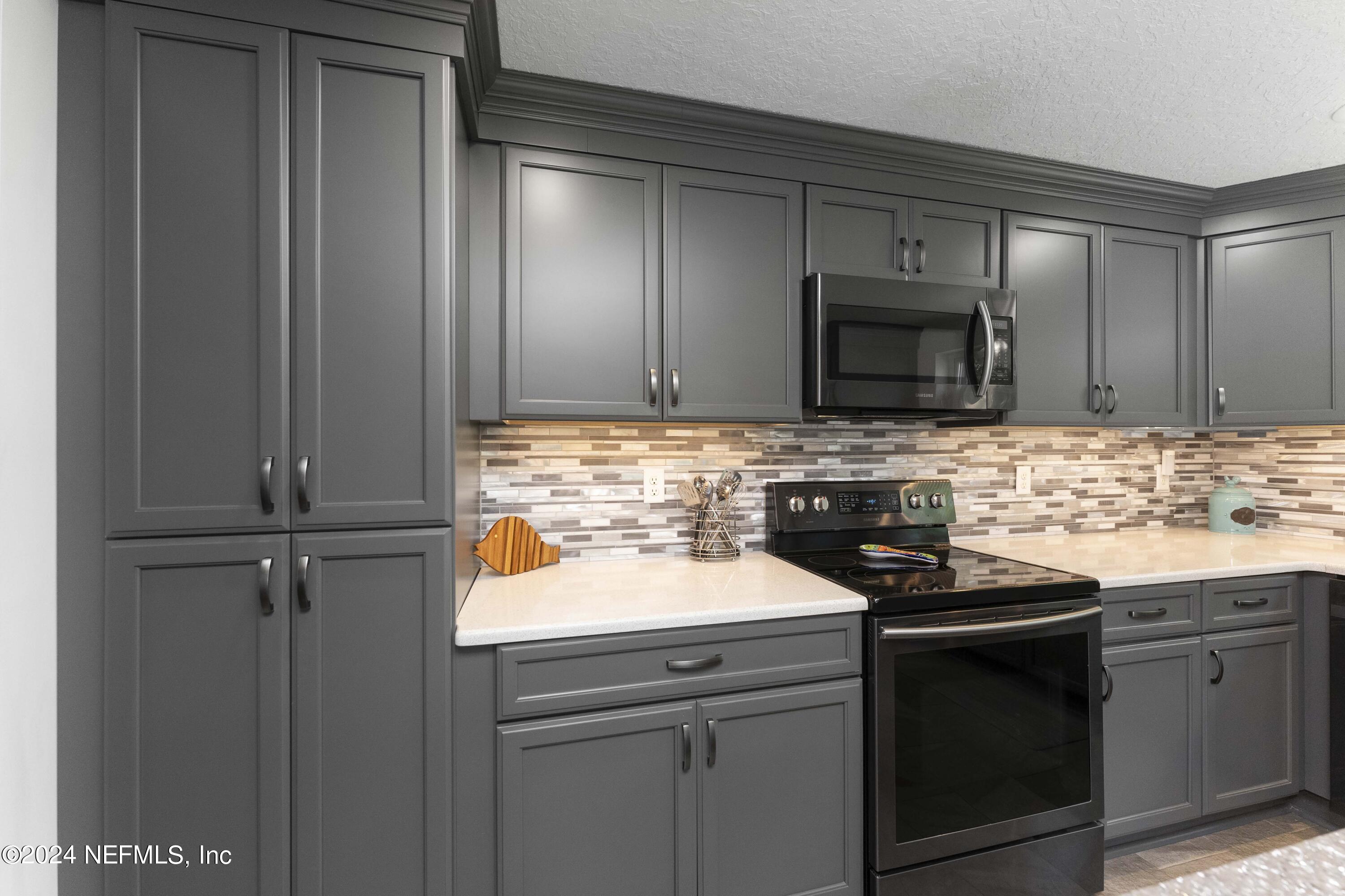 14515 Stacey Road Jacksonville, FL 32250 - Photo 12 of 38 14515 Stacey Rd Edit-12