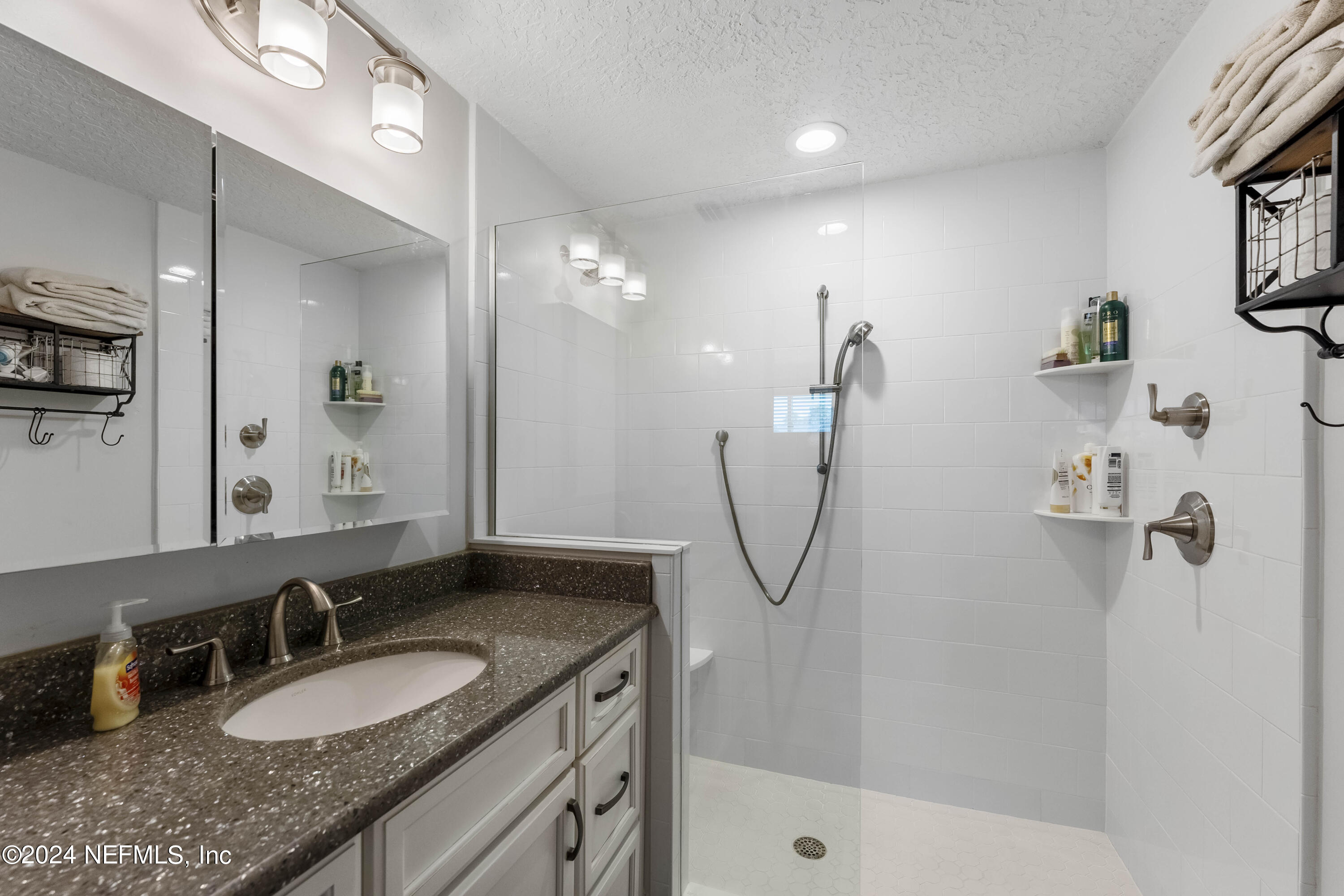 14515 Stacey Road Jacksonville, FL 32250 - Photo 19 of 38 14515 Stacey Rd Edit-19