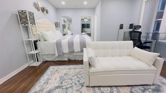 $115,000 | 1411 West Farwell Avenue, Unit E2, Chicago, IL 60626