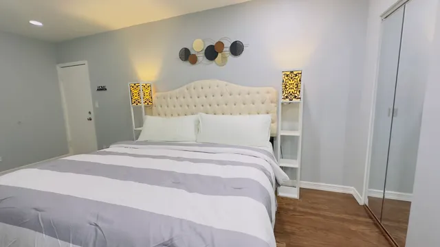 $115,000 | 1411 West Farwell Avenue, Unit E2, Chicago, IL 60626