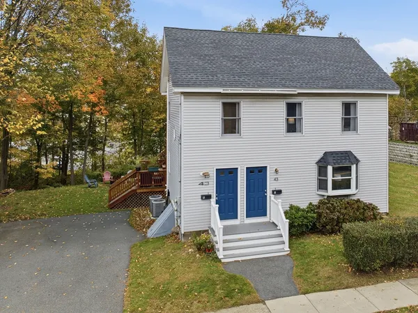 $520,000 | 43 Hobart Street, Unit B, Danvers, MA 01923