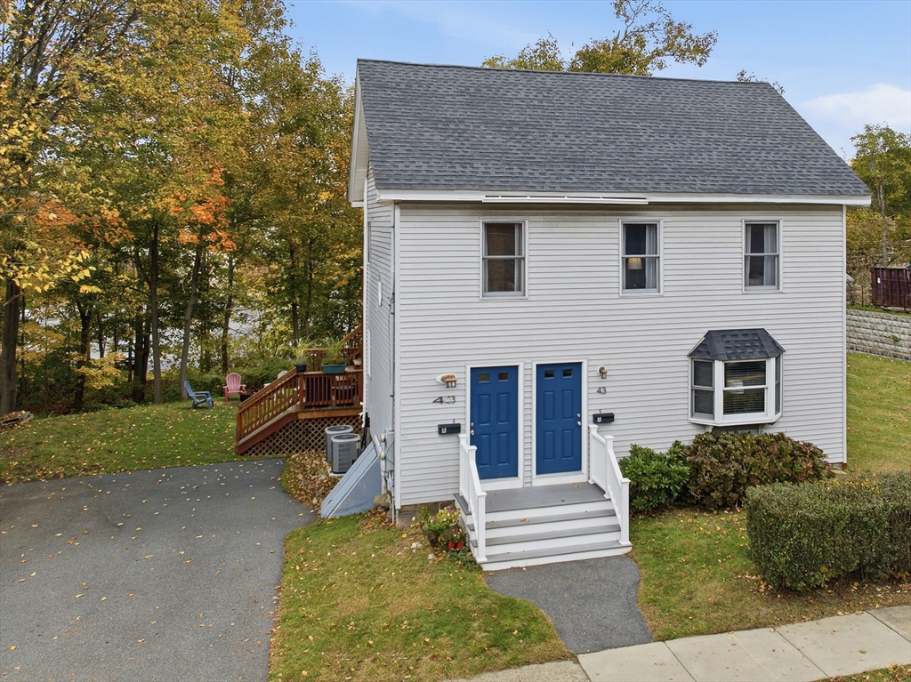 43 Hobart Street, Unit B Danvers, MA 01923 - Photo 1 of 32