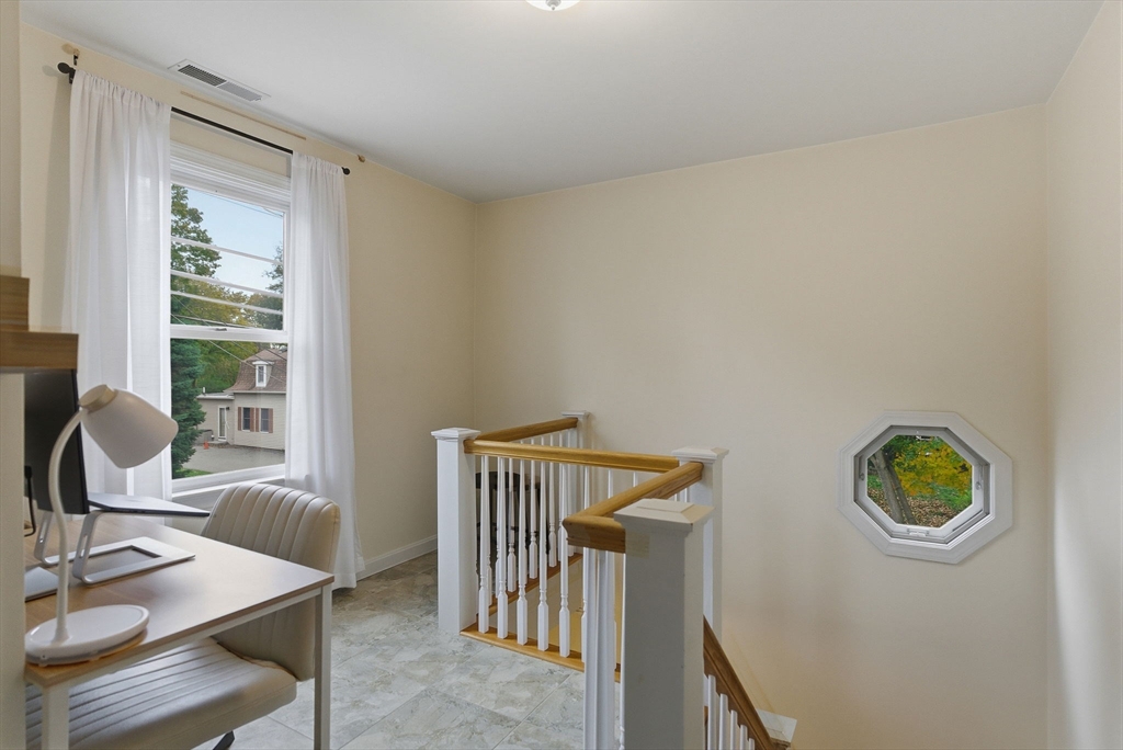 43 Hobart Street, Unit B Danvers, MA 01923 - Photo 9 of 32