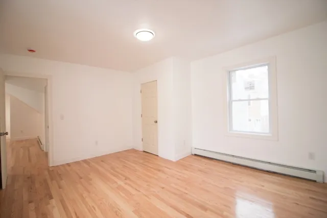 $3,300 | 54 Willow Street, Lowell, MA 01852