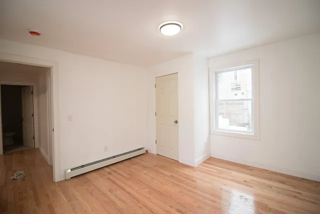 $3,300 | 54 Willow Street, Lowell, MA 01852