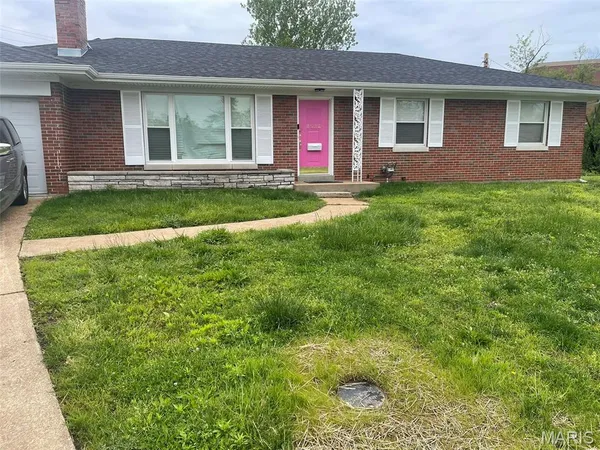 $3,500 | 8638 Mayflower Court, St. Louis, MO 63132