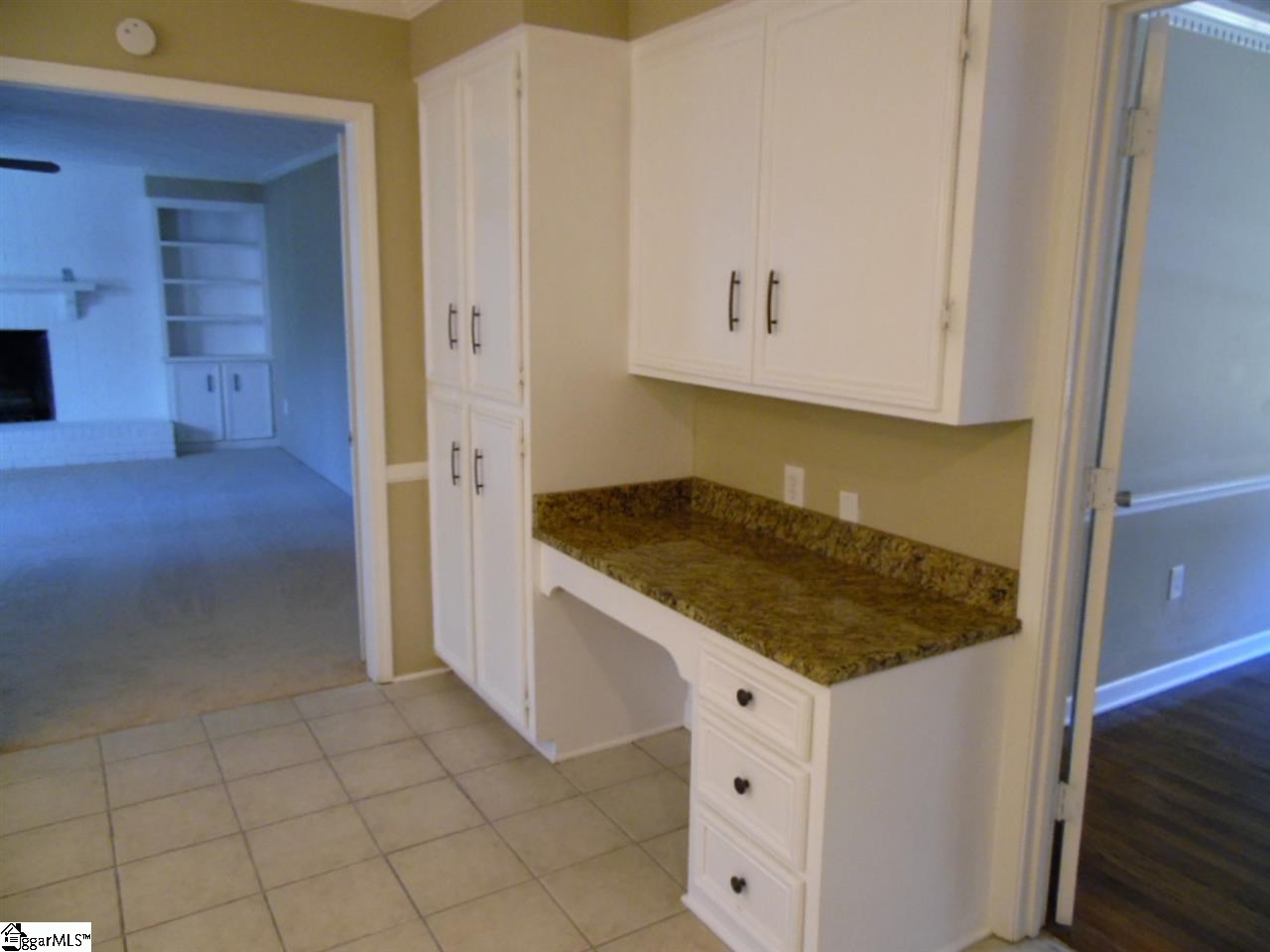 2134 Bethel Road Simpsonville, SC 29681 - Photo 6 of 36 Gallery Image 6