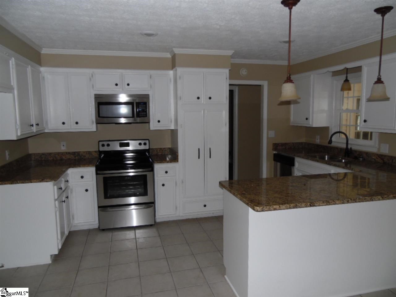 2134 Bethel Road Simpsonville, SC 29681 - Photo 8 of 36 Gallery Image 8