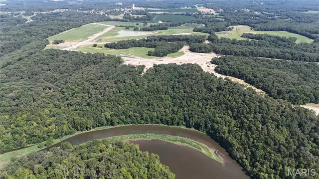 $575,000 | 404-408 Stones Throw Court, Defiance, MO 63341