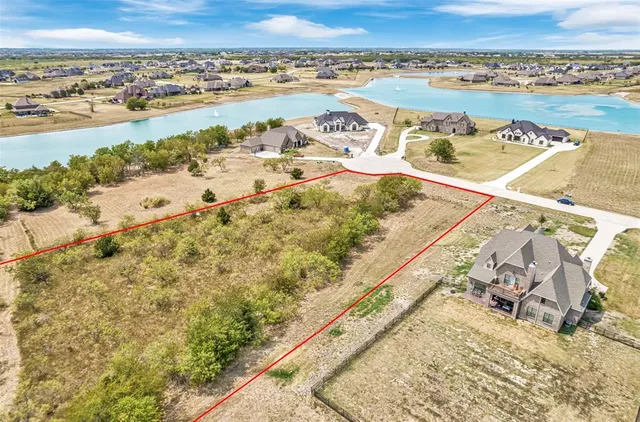 $275,000 | 1465 Windpointe Drive, Rockwall, TX 75032