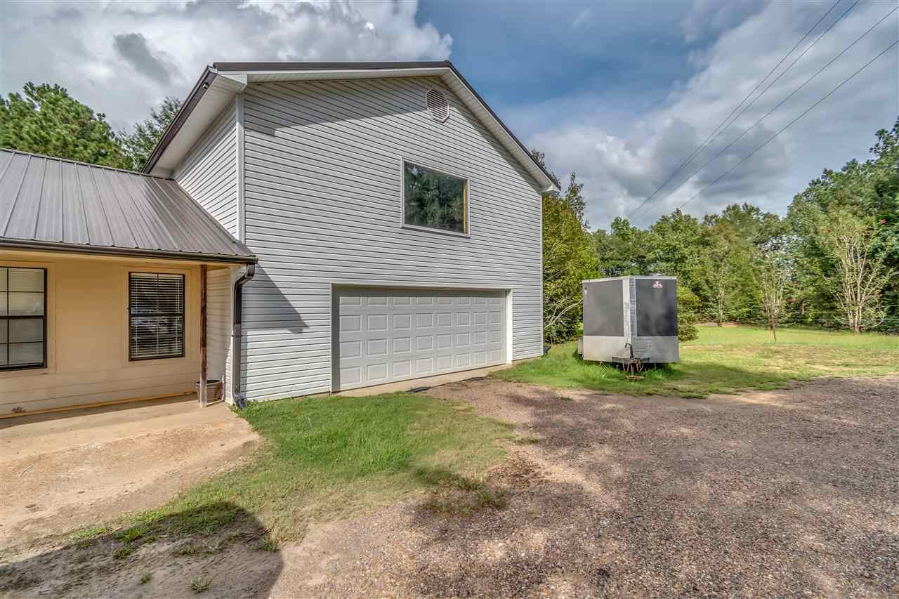 1723 Monterey Road Florence, MS 39073 - Photo 3 of 50 Photo 3