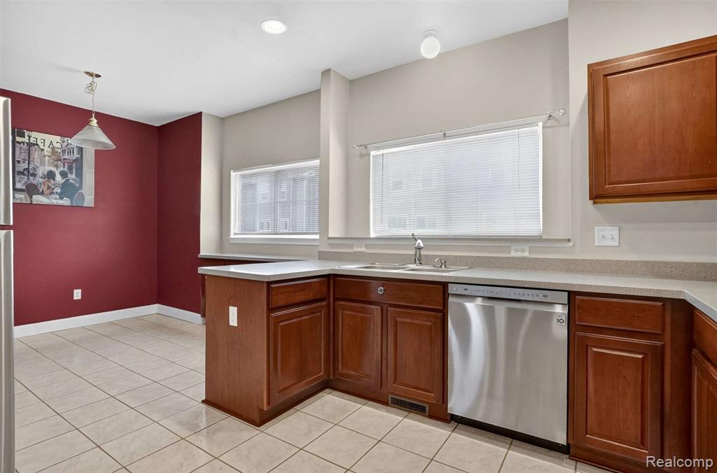22680 Goddard Road Taylor, MI 48180 - Photo 18 of 39