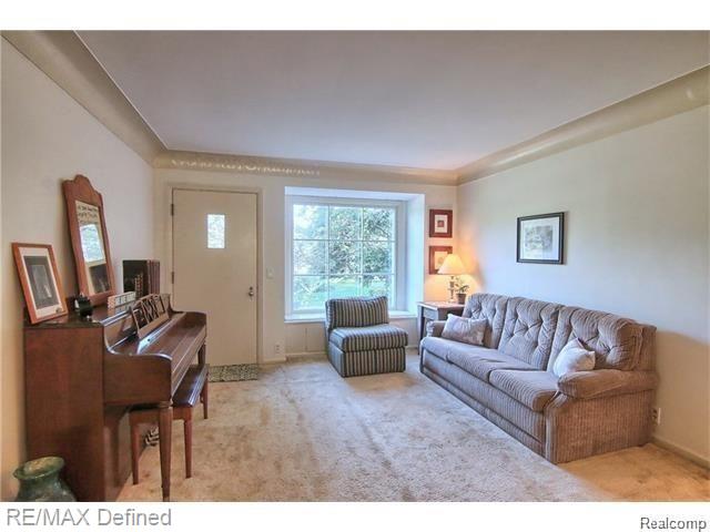 1769 West Avon Road Rochester, MI 48309 - Photo 5 of 34 GetMedia (4).jpg