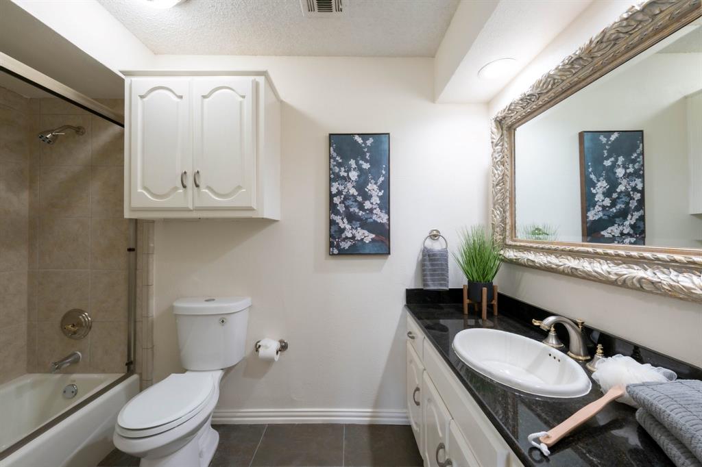 915 West Pleasant Run Road DeSoto, TX 75115 - Photo 20 of 40